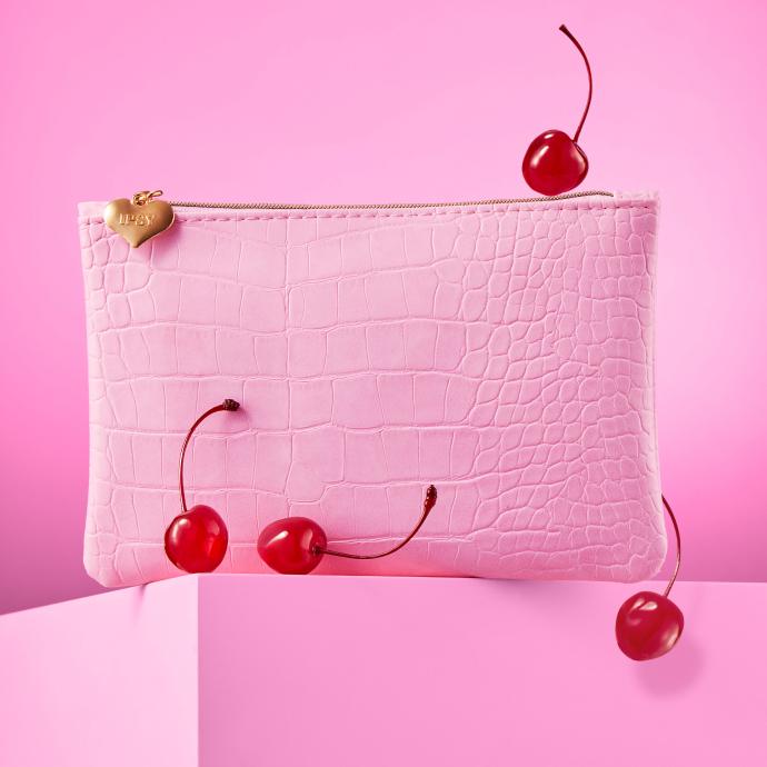 Glam Bag febrero 2026 rosa croc corazón dorado