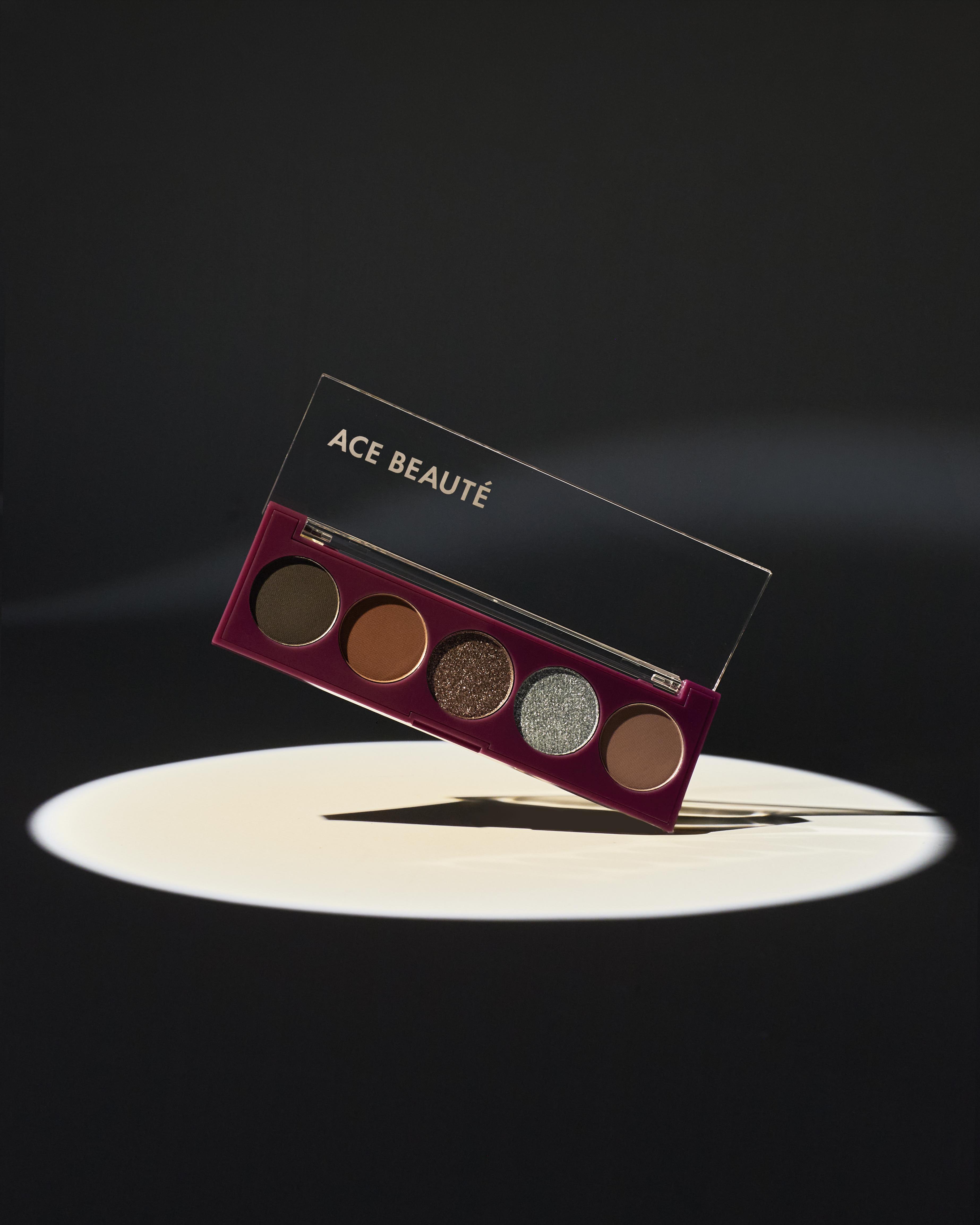 ACE BEAUTÉ — Paleta de 5 sombras